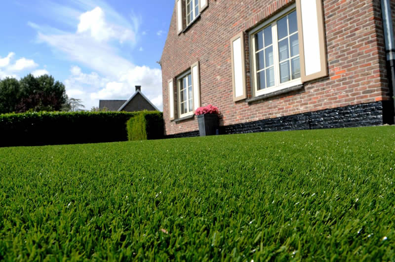 Namgrass kunstgras — realisatie 6 door Tuinen Goovaerts